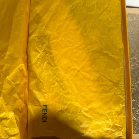 FENDI Décolleté Vernice High Heels Shoes size 38